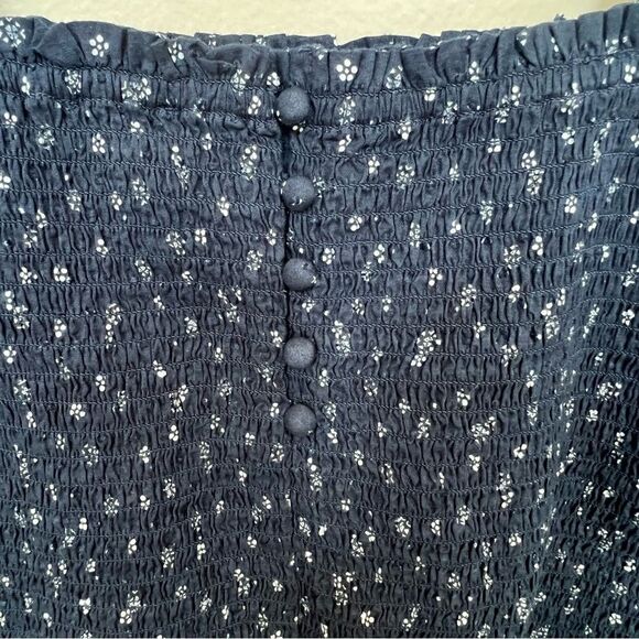 Madewell Lucie Smocked Tank Top in Bandana Flower Size Small Navy Blue White - Picture 11 of 16
